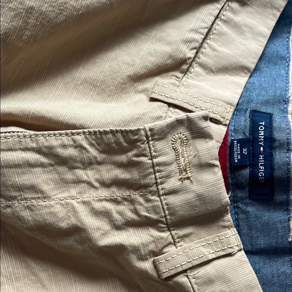 Tommy Hilfiger Beige shorts